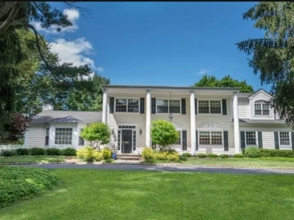 3 Creighton Dr, Livingston Twp., NJ 07039