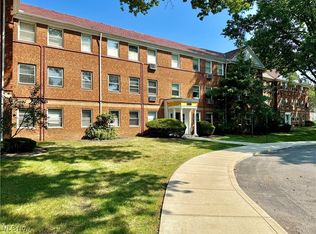 13805 Cedar Rd APT 103C, South Euclid, OH 44118
