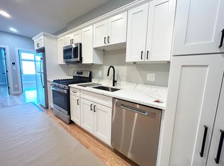 16 Baker Ct UNIT 3, Dorchester, MA 02125