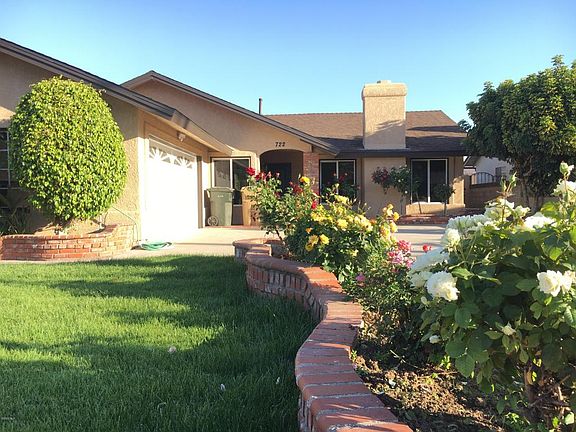 3rd image of 722 W Santa Paula St