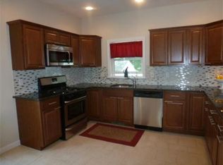 107 Chestnut St, Southbridge, MA 01550