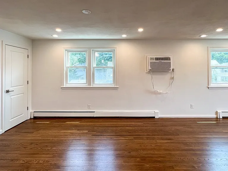 20 Chandler St #1 — Photo 11