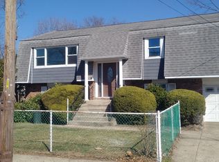 209 Maple Ave, Uniondale, NY 11553