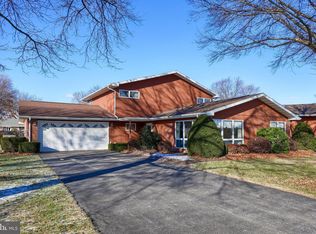 24 Wellington Blvd, Reading, PA 19610