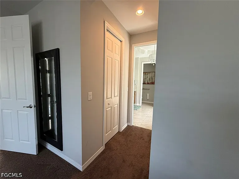 3916 King Edwards St — Photo 20