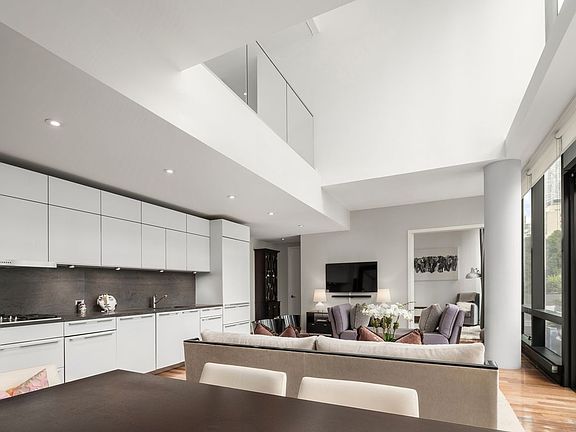 3rd image of 101 Warren St #11D
