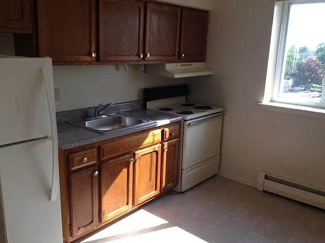 Wyndmoor — Photo 3