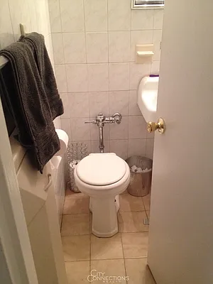 Rented by City Connections Realty | media 3