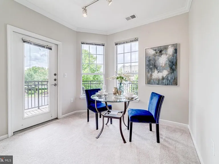 12900 Centre Park Cir #8 — Photo 2