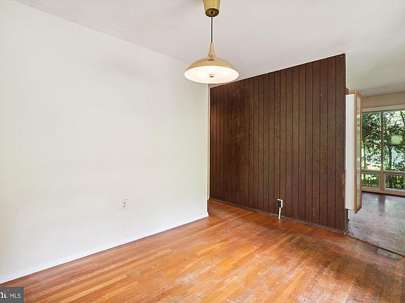 3rd image of 7416 Annanwood Ct