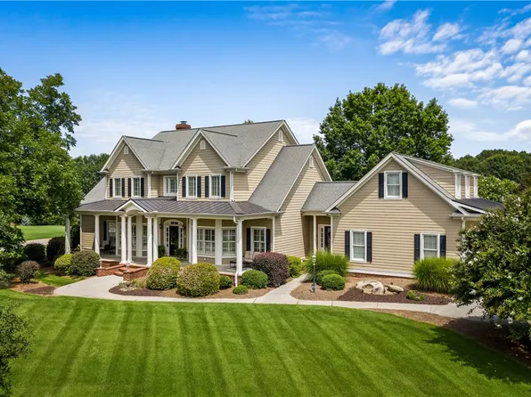 201 Vinings Xing, Belton, SC 29627