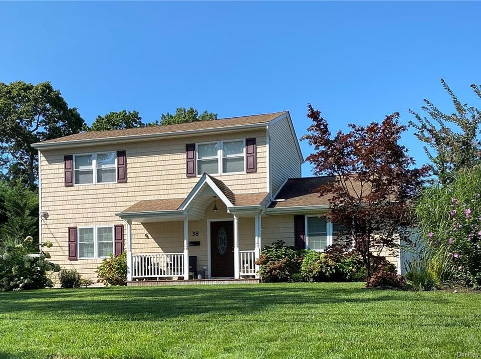 38 Yuma Lane, East Islip, NY 11730 Zillow