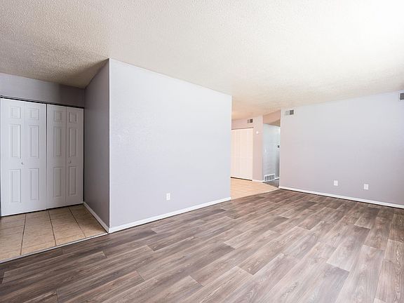 5th image of 305 Dickinson Rd #308-11
