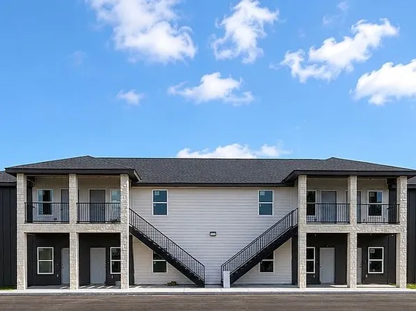 217 N 7th St, Donna, TX 78537