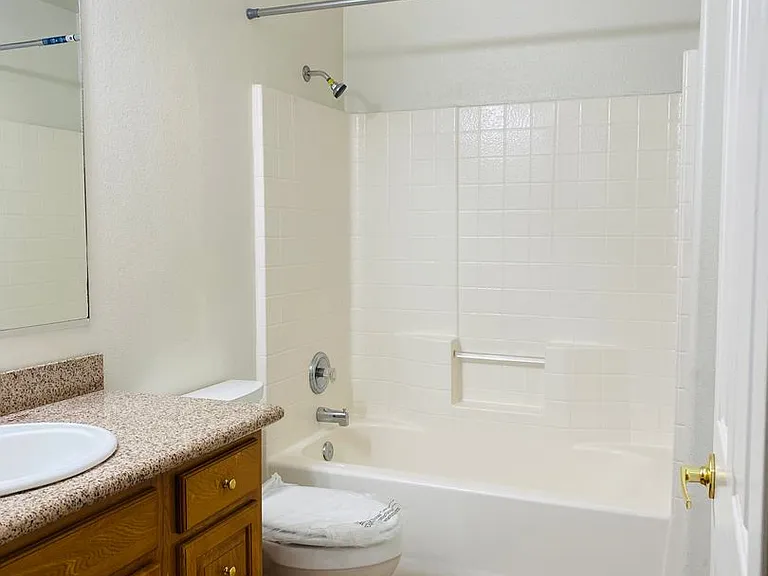 La Casa Elegante Apartments — Photo 11