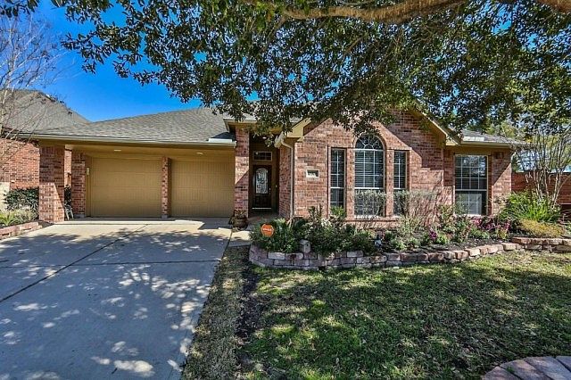 1st image of 10906 Bernalda Cir