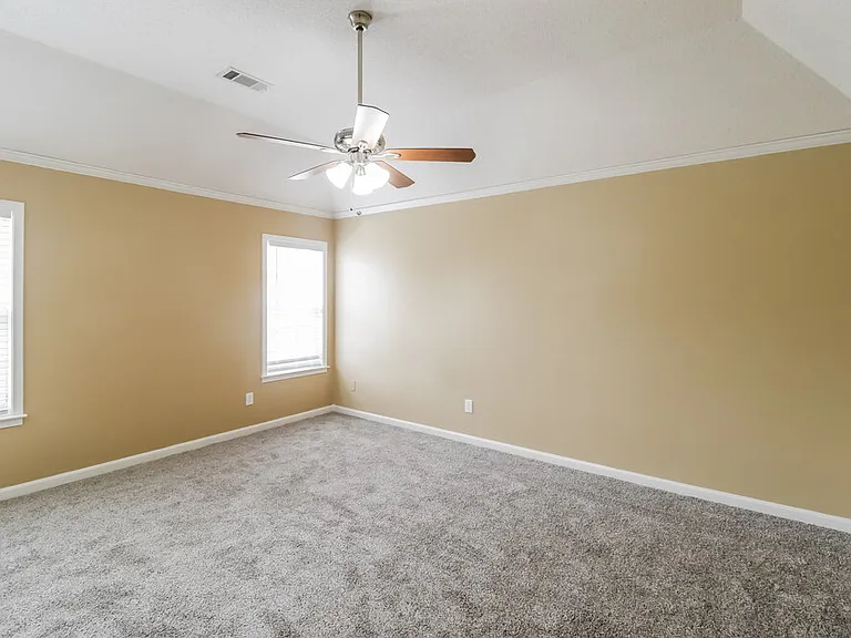 1489 McAllen Cv — Photo 10