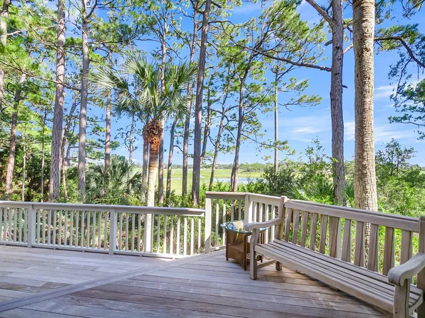 11 Falcon Point Rd, Johns Island, SC 29455