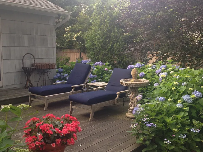 36 Lynn Ave — Photo 20