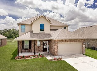 39405 Legacy Lake Dr, Gonzales, LA 70737
