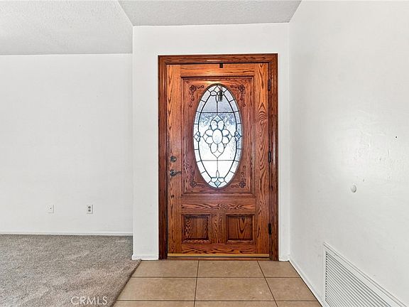 3rd image of 1472 N Francis Ave