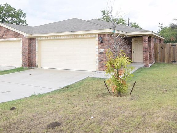 2nd image of 902 McClure Ln #A