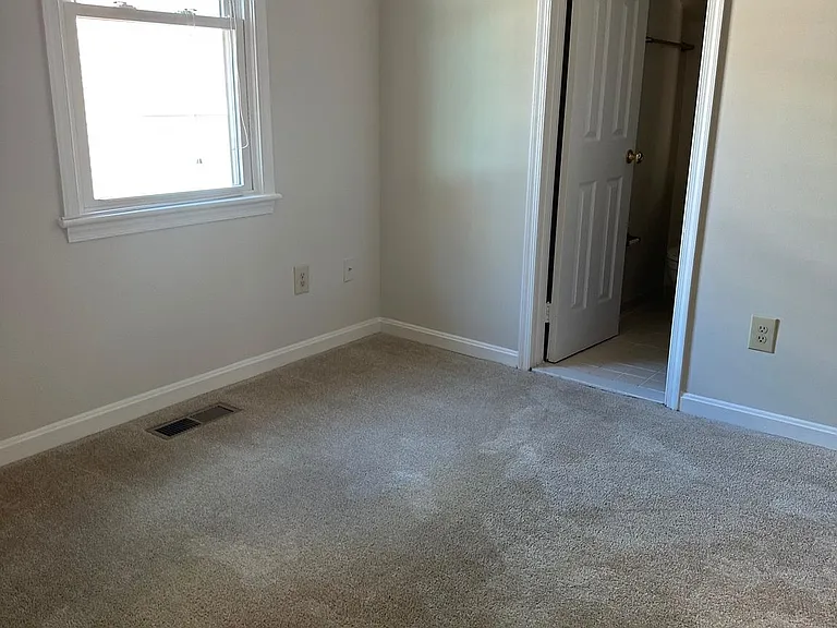 529 Colecroft Ct — Photo 19