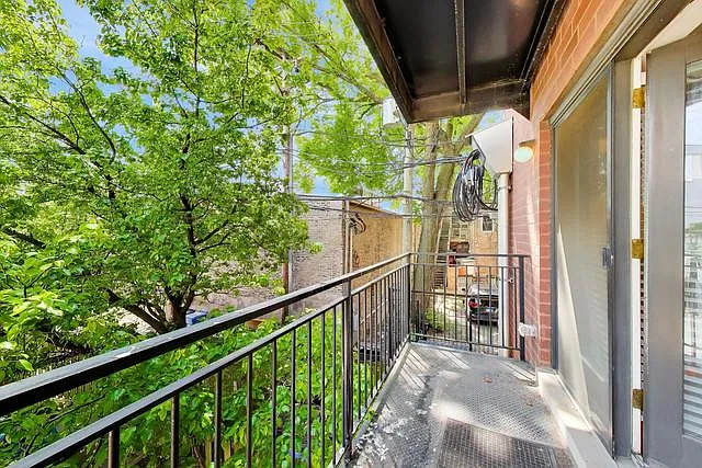 815 N Marshfield Ave #204 — Photo 6