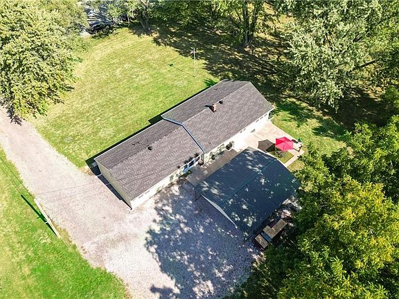 2nd image of 2633 E Langsford Rd