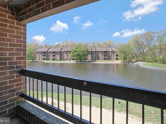 4th image of 44788 Locust Ridge Ct #6A
