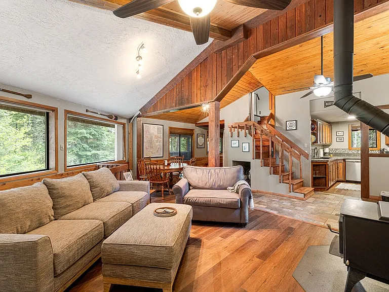 284 Moonridge Dr — Photo 29