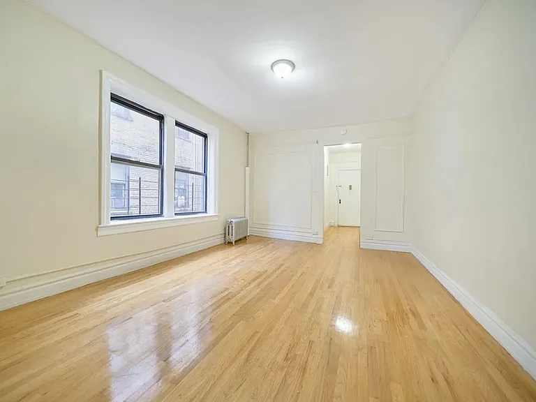 370 Fort Washington Ave #511 — Photo 2