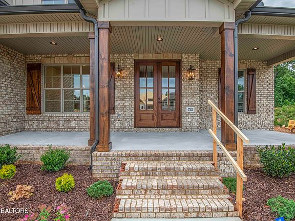 4th image of 722 Eaglehorne Ln