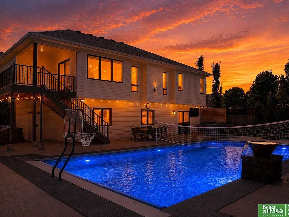 1st image of 17402 Burdette Cir