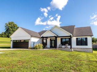 5804 Chester Ln, Maryville, TN 37801