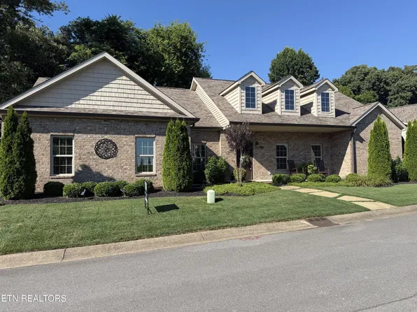 2228 Boulder Crest Ln, Sevierville, TN 37876