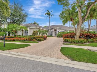9060 Lakes Blvd, West Palm Beach, FL 33412
