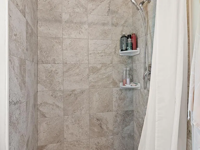 8573 Tyrolean Way — Photo 17