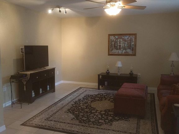 5th image of 3368 Barnsdale Dr