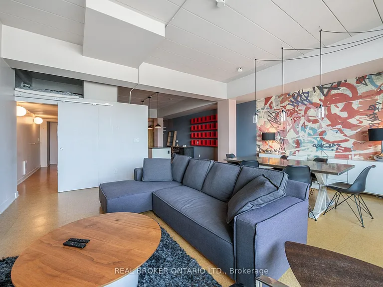 160 Baldwin St #405 — Photo 23