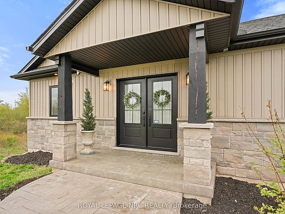 5th image of 557 Burleigh Rd N