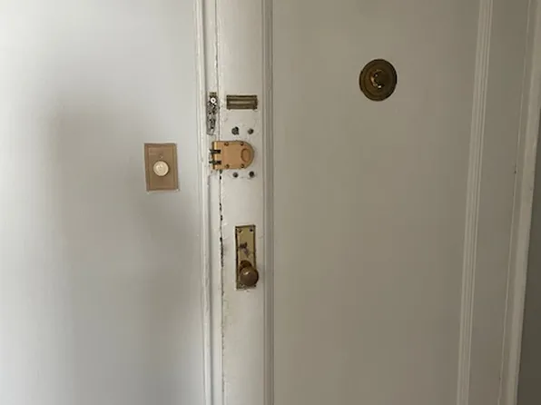 140-10 84th Drive image 3 of 4