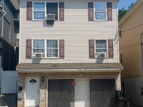 253 Governor St, Paterson City, NJ 07501