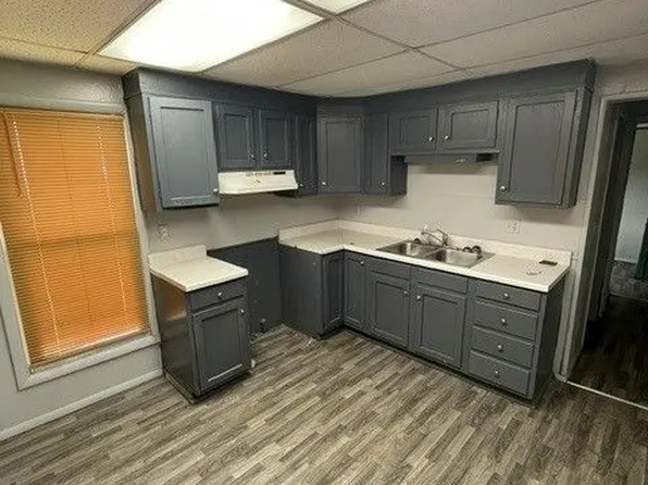 202 N Pleasant St, Montpelier, OH 43543