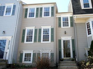 2376 Branleigh Park Ct, Reston, VA 20191