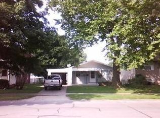 1718 South St, Burlington, IA 52601