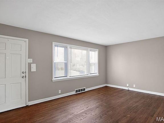 4th image of 8910 Harold Dr