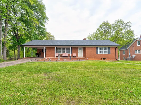 851 E Stagecoach Trl, Lawndale, NC 28090