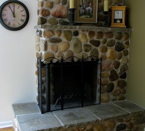 CUSTOM RIVERROCK FIREPLACE