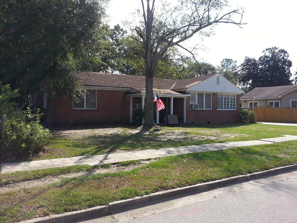 2nd image of 104 S 13th Ave